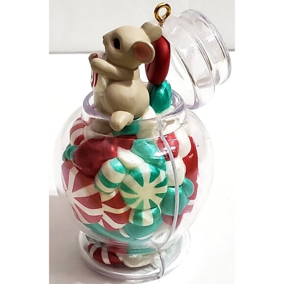 Hallmark CANDY CAPER Christmas Ornament mouse in jar of mint & sweets Dated 1994 - Picture 7 of 16